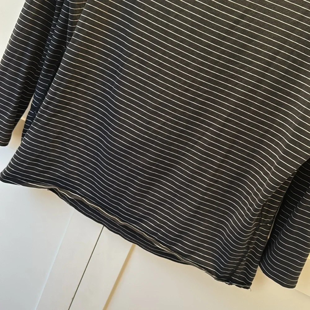 Lululemon Black Boatneck Striped Lightweight Athletic Long Sleeve Shirt